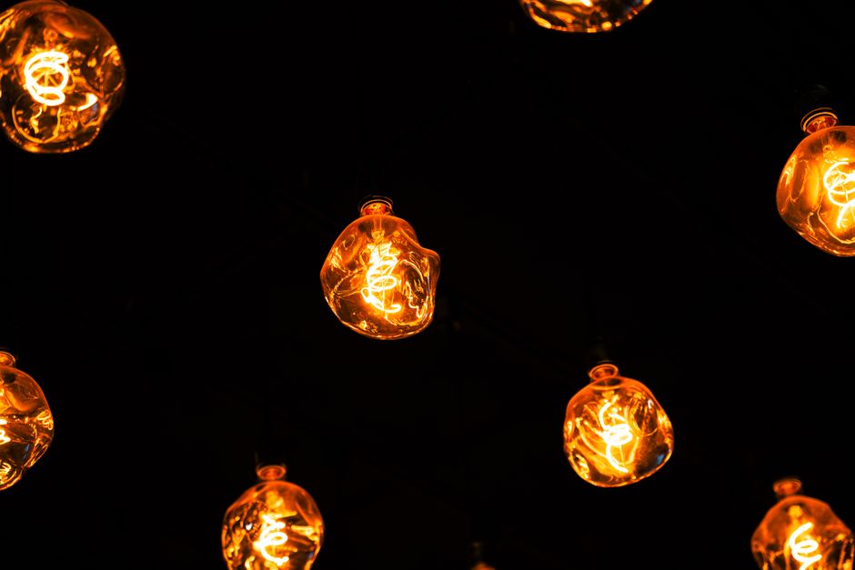 Tips voor efficiënte verlichting in woonkamers en eetzalen